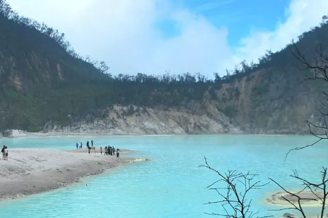 Kawah Putih Ciwidey: Keajaiban Alam yang Menakjubkan di Jawa Barat